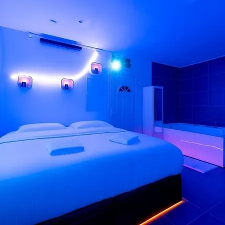 Apartament Immersif Jaccuzi & Cinema Et Asterix *
